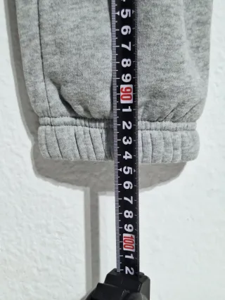 Pantalón chándal gris talla S