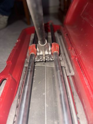 Cortadora de azulejos Rubi