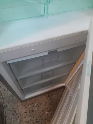 Nevera Liebherr 180cm Alto 54cm Ancho