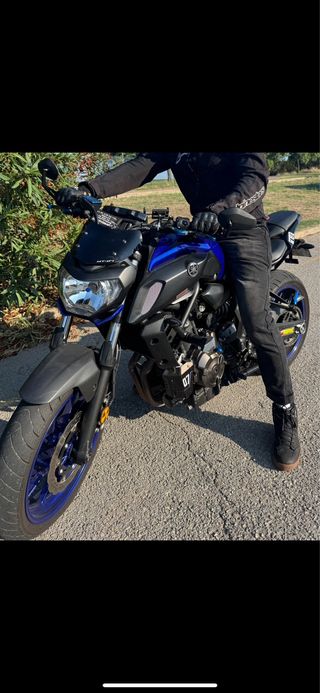 Yamaha MT-07 A2