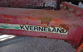 Arado Kverneland 4 hojas ballesta