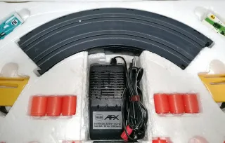CIRCUITO COMANSI AFX GX1100 SLOT CARS SCALEXTRIC