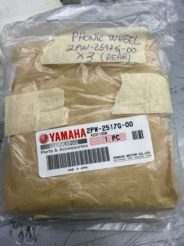 Piezas originales de Yamaha R6