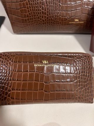 Conjunto Bolso y Cartera Victorio & Luchino
