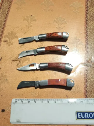 Collezione 4 Mini Coltelli Legno