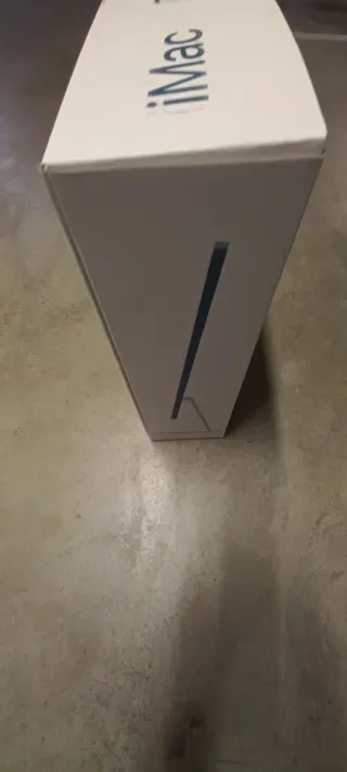 Caja iMac Apple