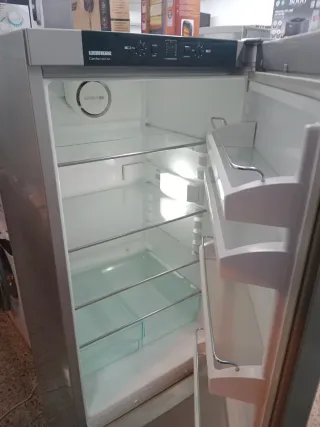 Nevera Liebherr 180cm alto con garantía