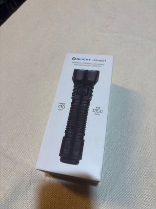 Linterna Olight Javelot