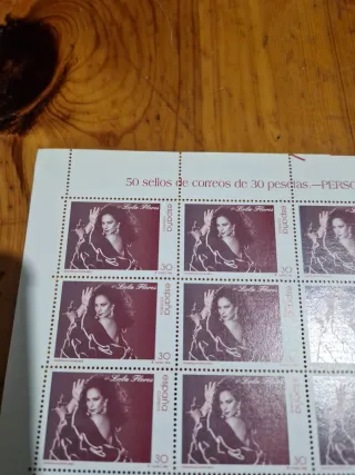 Lote 50 Sellos Lola Flores 1996