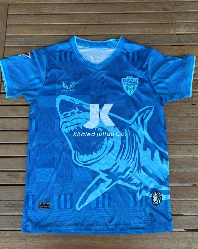 Camiseta UD Almería RVFV Tiburón