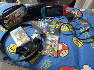 Nintendo Switch+Giochi+accessori Prezzo trattabile