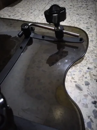 Pantalla de moto ahumada