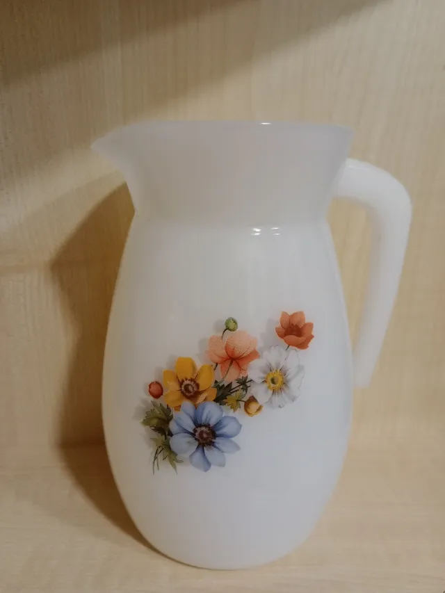 Jarra Arcopal Vintage Flores