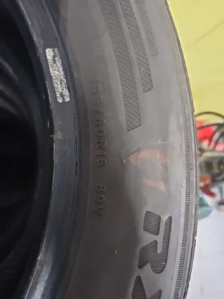 Neumáticos 195/60r16 89v segunda mano