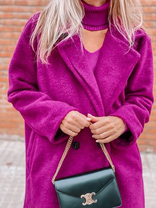 Abrigo largo violeta