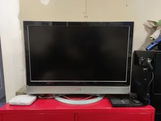 TV JVC 37"