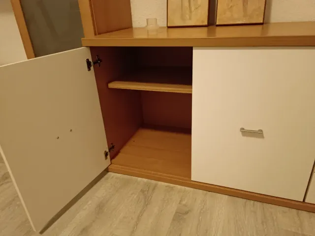 Mueble TV blanco y madera