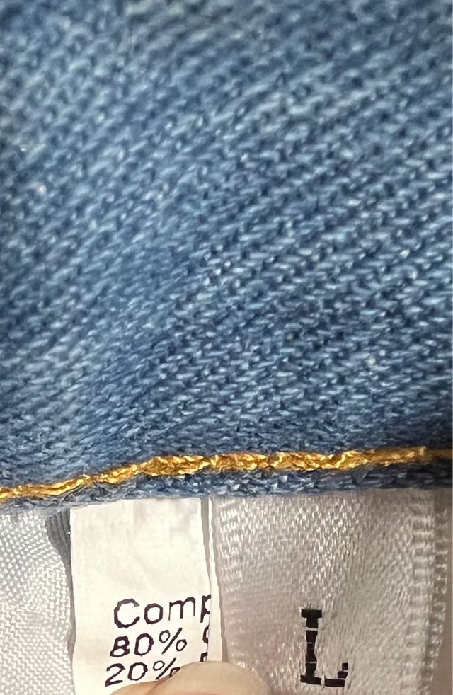 Pantalón vaquero marca SHEIN talla L. Como nuevos