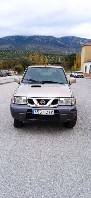 Nissan Terrano 2004