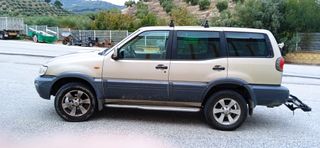 Nissan Terrano 2004