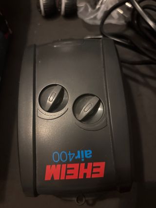 Bomba de aire Eheim air400 para acuario (averiada)