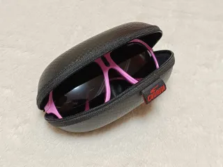 Gafas de sol Carrera + funda + toallita Nuevas