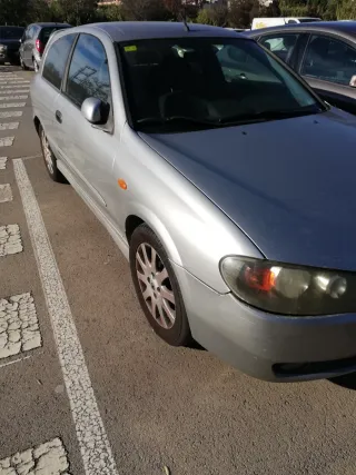 Nissan Almera 2004