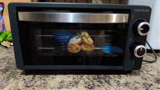 Cecotec Bake&Toast 1090 Black