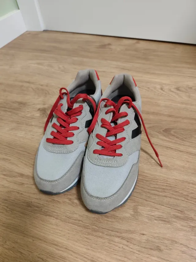Zapatillas Munich Talla 40 Gris y Rojo