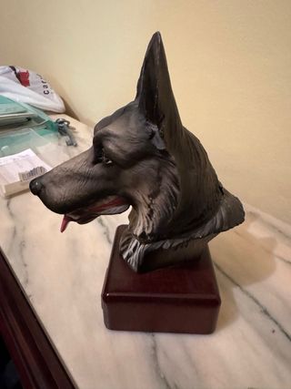 Escultura Cabeza Perro Michel