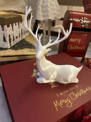 Renna decorativa bianca