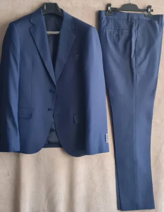 Traje azul slim fit T. 50/42