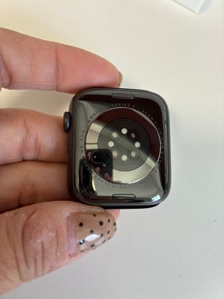 Apple Watch Series 6 40mm GPS + Cellular