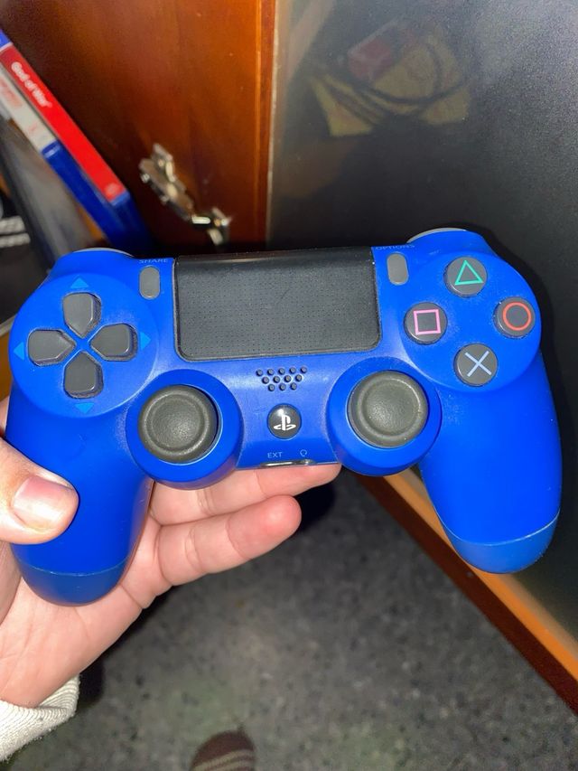 Consola Sony PS4 Negra