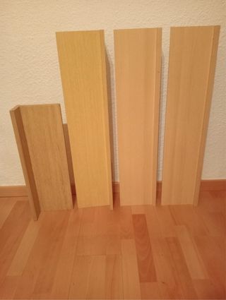 Estanterías de madera maciza. precio de cada una