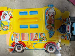 15 Soldatini Kinder + 4 Diorami