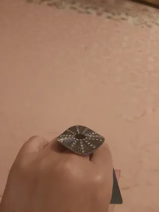 Anello Jane Lewis inglese regolabile