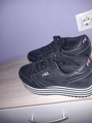 Zapatillas Fila Orbit Zeppa Negras
