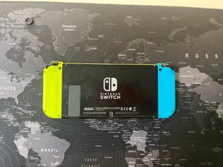 Nintendo Switch + Mando Pro + 4 Juegos