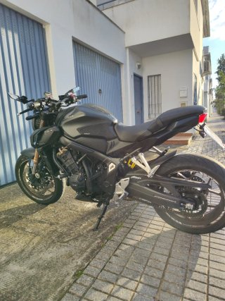 Honda CB650R