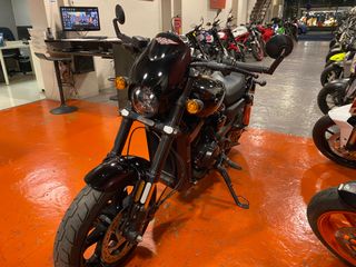 HARLEY DAVIDSON STREET ROD 750