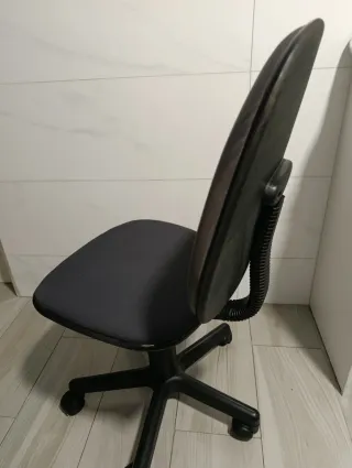Silla escritorio gris