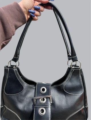 Borsetta vintage nera con fibbia