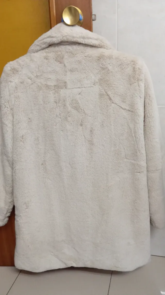 Abrigo mujer peluche beige talla M.