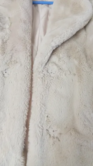 Abrigo mujer peluche beige talla M.