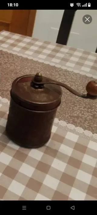 Molinillo de café antiguo