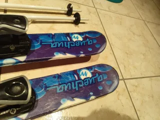 Tabla, fijaciones y palos de Sky Wedze