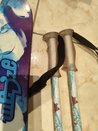 Tabla, fijaciones y palos de Sky Wedze