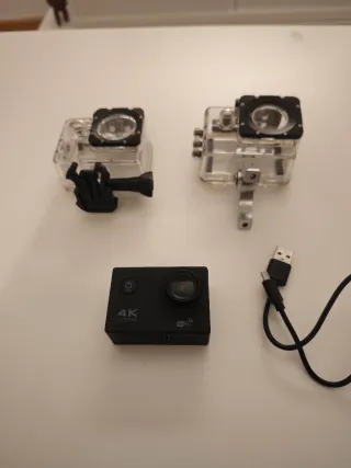 Cámara de Acción 4K Ultra HD con Accesorios