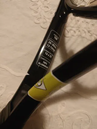 Raquetas Dunlop A27 y Vibrotech